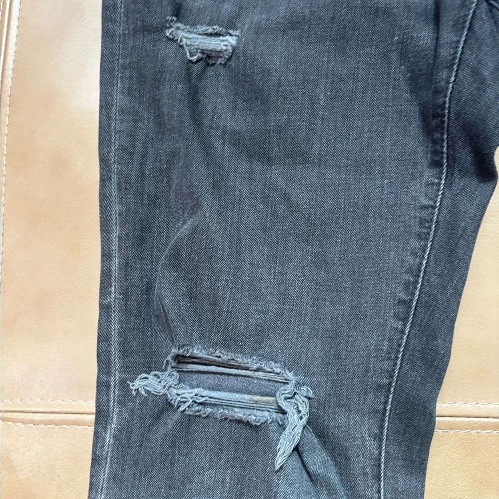 Distressed Abercrombie Black Skinny Jeans